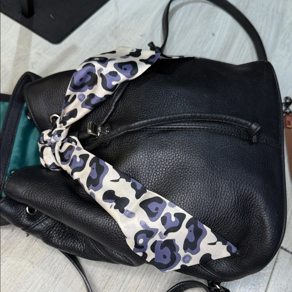 Vintage Coach Black Leather Daypack- EUC